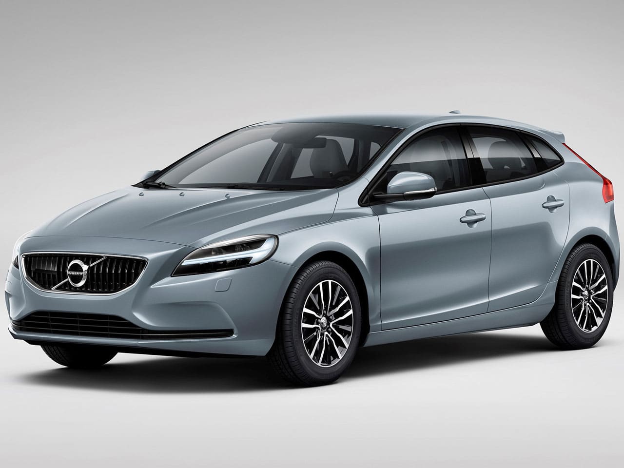 V40